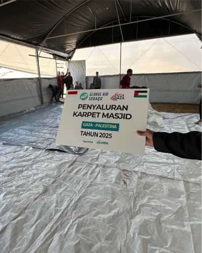 karpet Penyaluran bantuan karpet masjid di Gaza